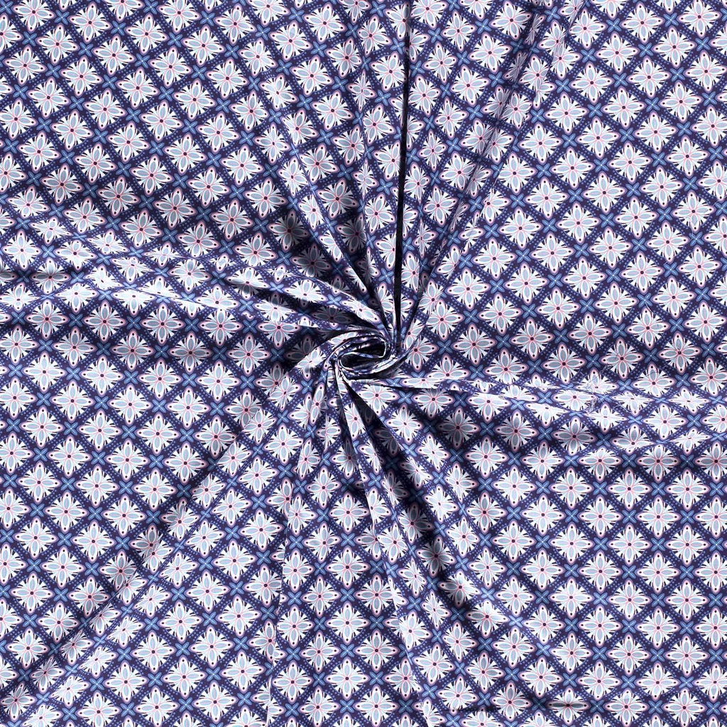 515525-008_C.jpg
